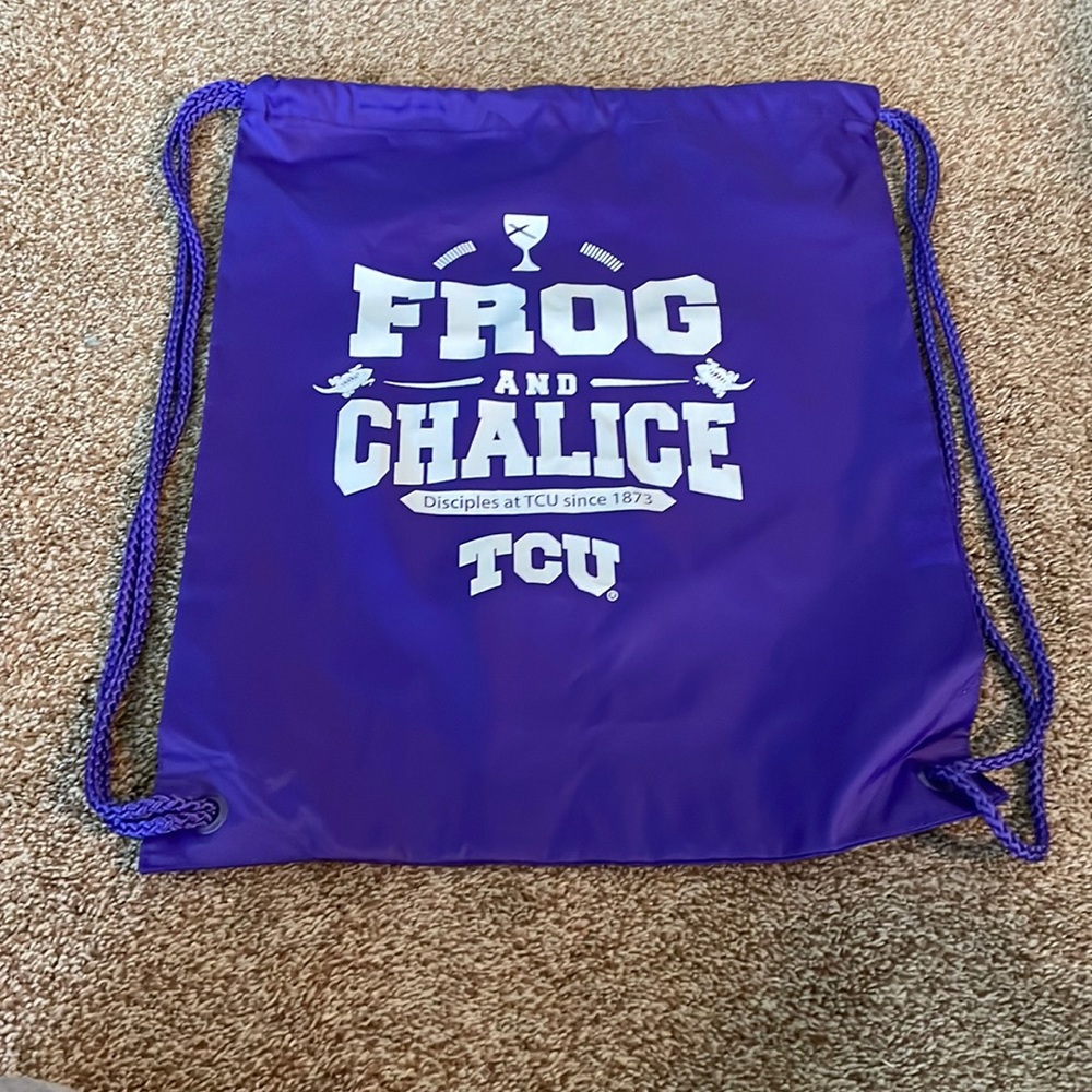 TCU Purple Frog and Chalice string carrier backpack